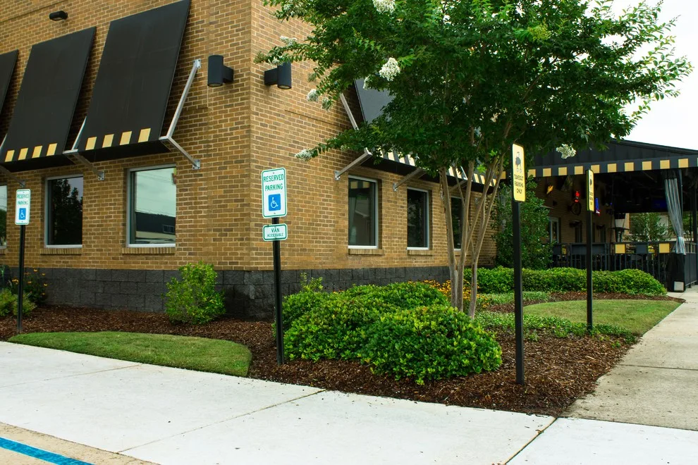 Restaurant Commercial Real Estate by SGK Landscapes - Photo 4