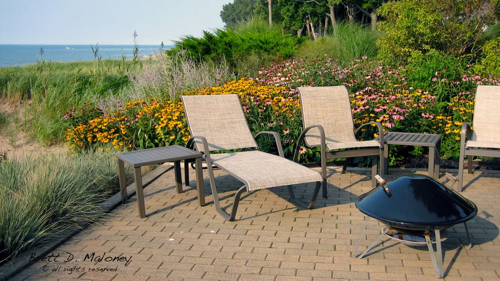 Modern Coastal Garden by Brett Maloney Landscapes, LLC - Photo 2