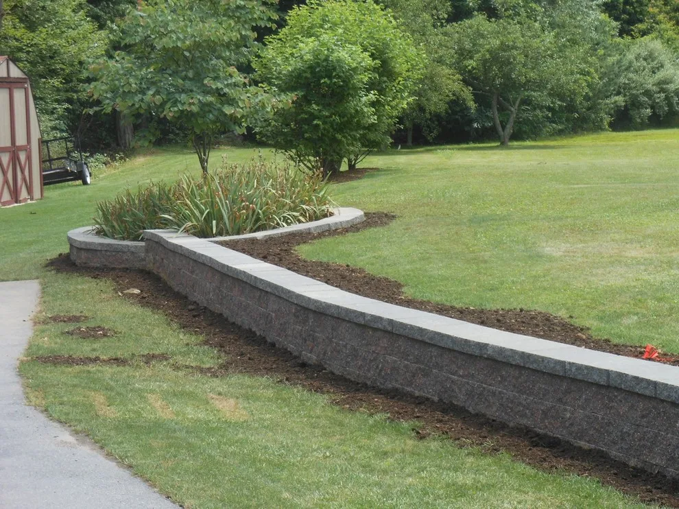 Maderer Landscaping Inc - Photo 3