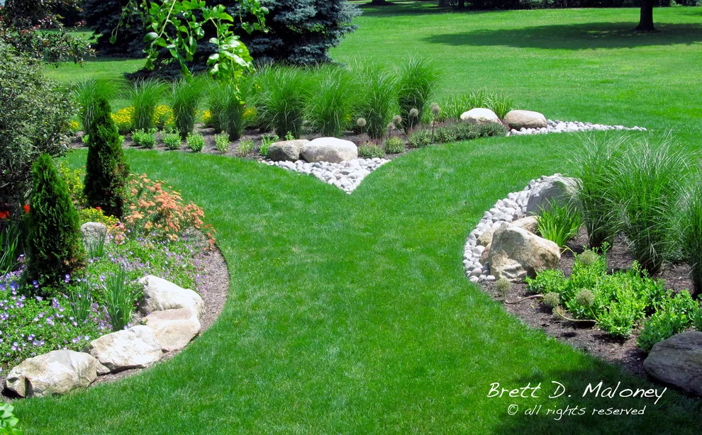 Rural Manor by Brett Maloney Landscapes, LLC - Photo 9