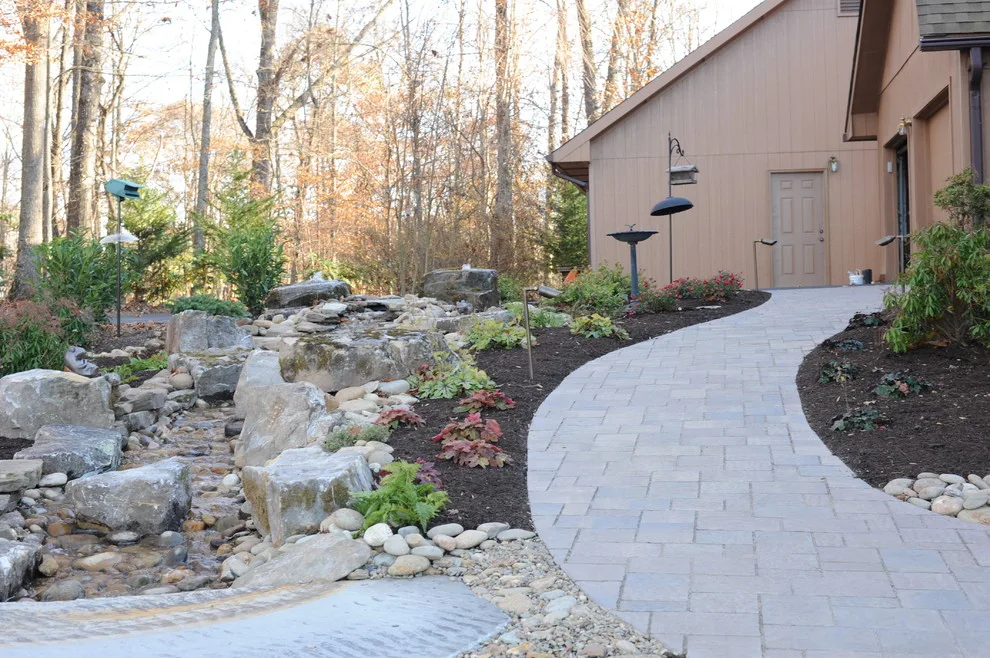 Tailored Landscape with Water Elements by Eclipse Land Management - Photo 20