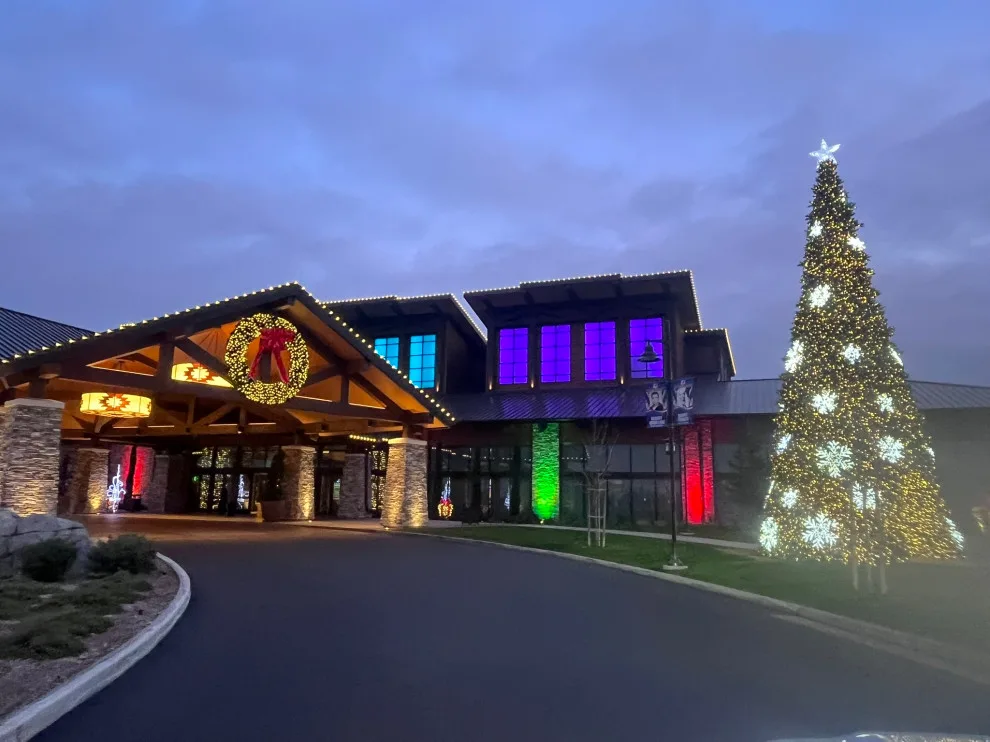 Eagle Mountain Casino Holiday Celebration by Kaylor Landscape + Christmas Decor - Photo 14