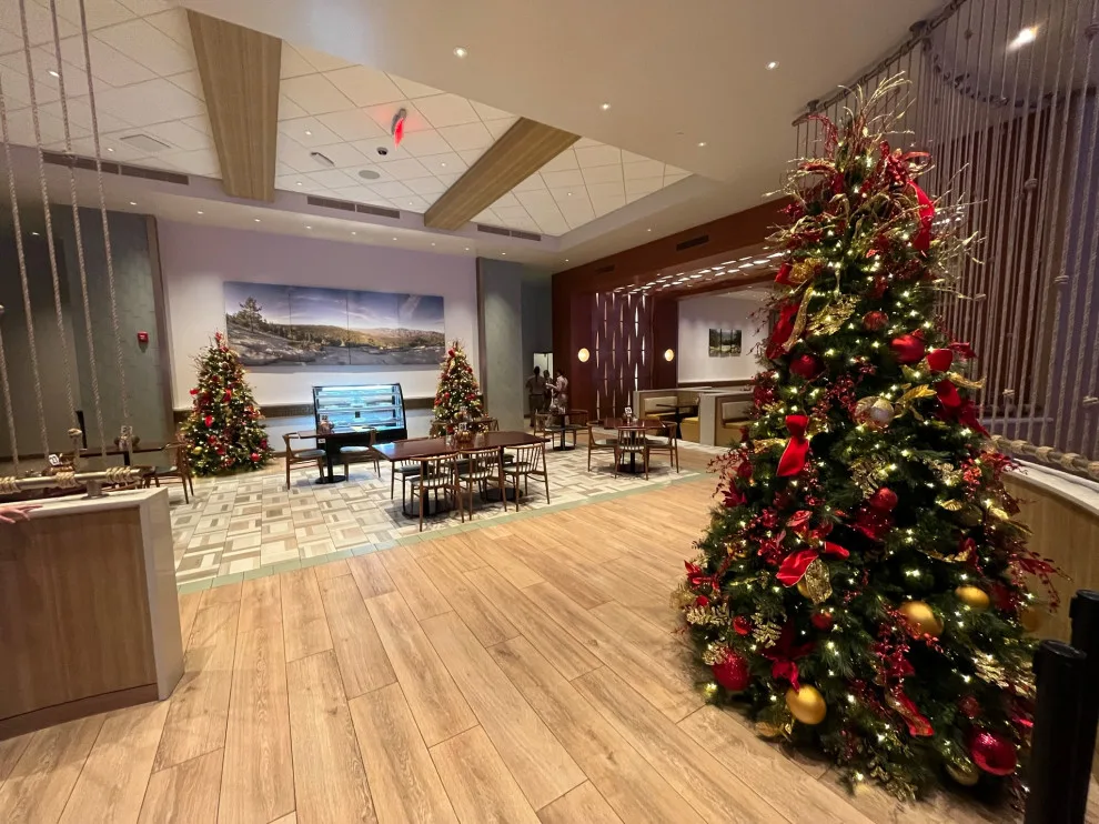 Eagle Mountain Casino Holiday Celebration by Kaylor Landscape + Christmas Decor - Photo 15