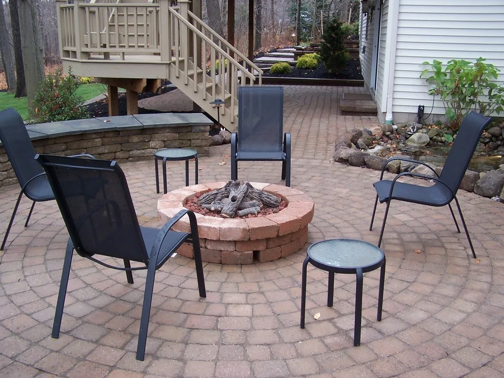Outdoor Fireplaces by Town & Country Enterprises Inc - Photo 6