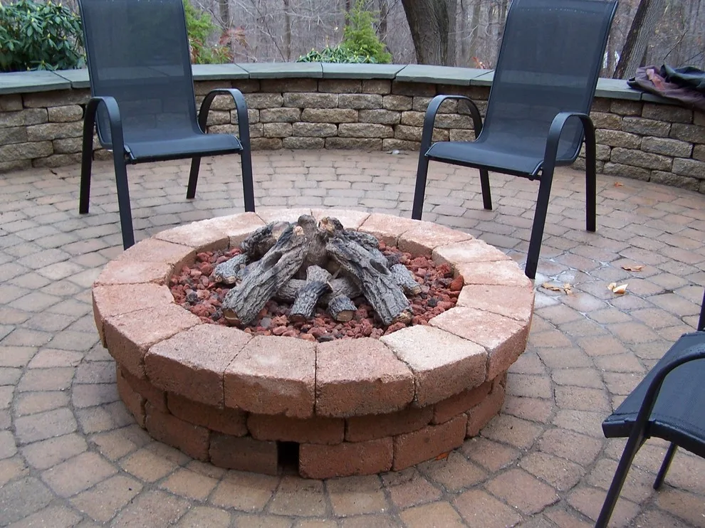 Outdoor Fireplaces by Town & Country Enterprises Inc - Photo 4