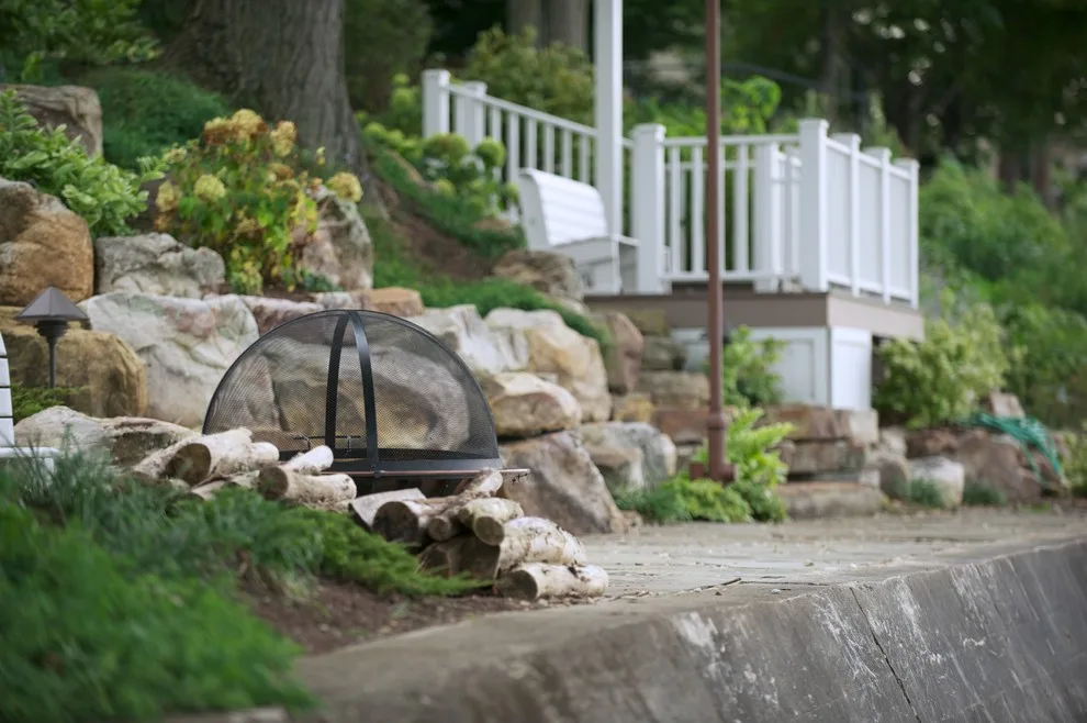 Landscaping with Hard Materials by Bruce Ewing - Photo 7