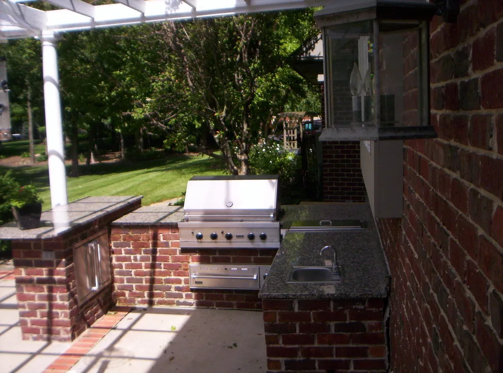 Landscaping with Hard Materials by Bruce Ewing - Photo 2