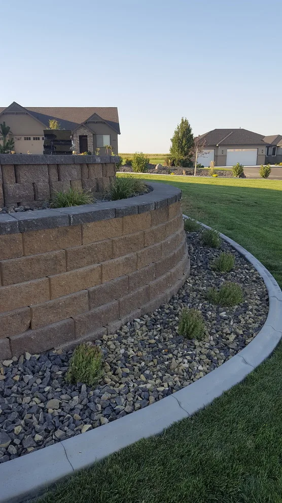 Kennewick, Washington Design and Construction by Musser Landscaping - Photo 3