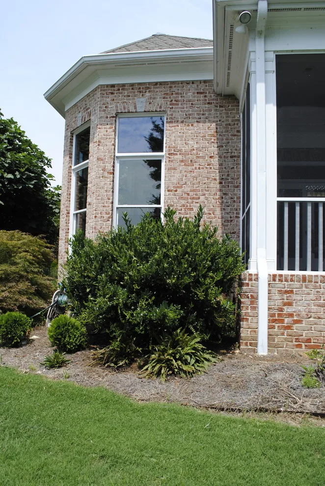 Waterfront Home by Crider Landscaping - Photo 9