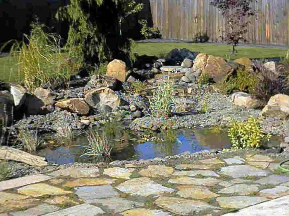 Gary Krause Landscaping And Desi - Photo 12