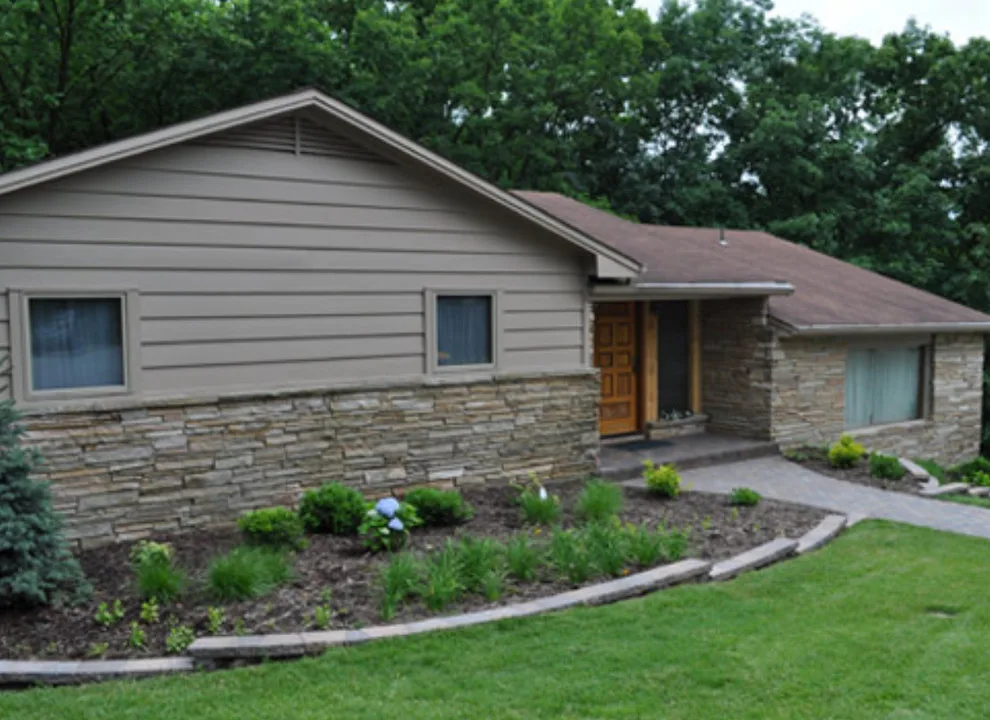 Poehlmann's Lawn & Landscape, LLC - Photo 7