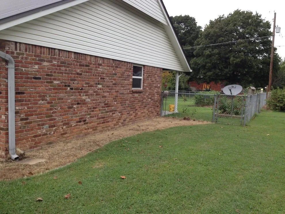 Bradford Yard Living + Landscaping - Photo 2
