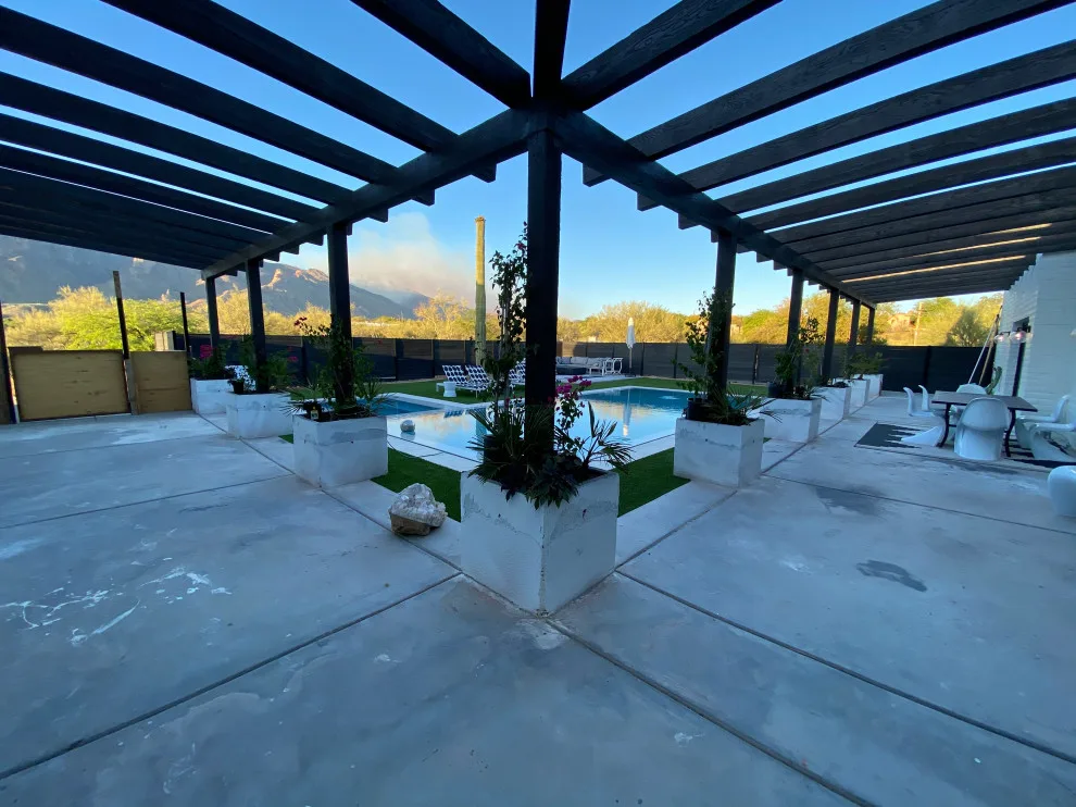 turf one hundred nine by AZ Custom Landscaping - Photo 4