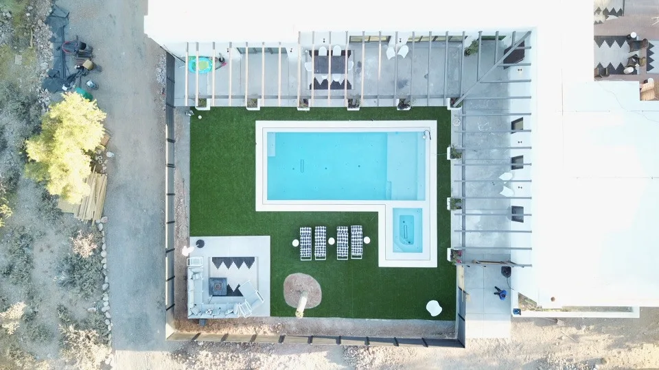 turf one hundred nine by AZ Custom Landscaping - Photo 3