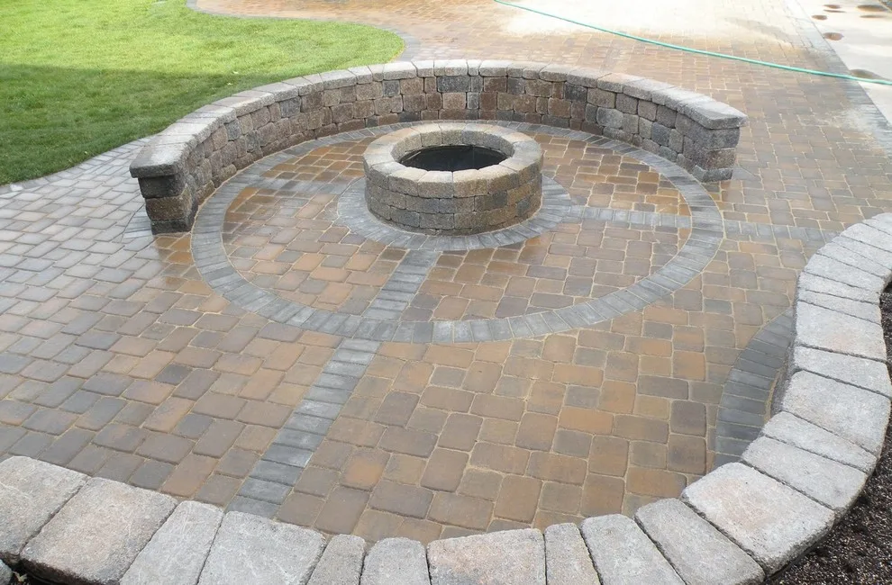 A Greener Season Landscaping - Photo 12