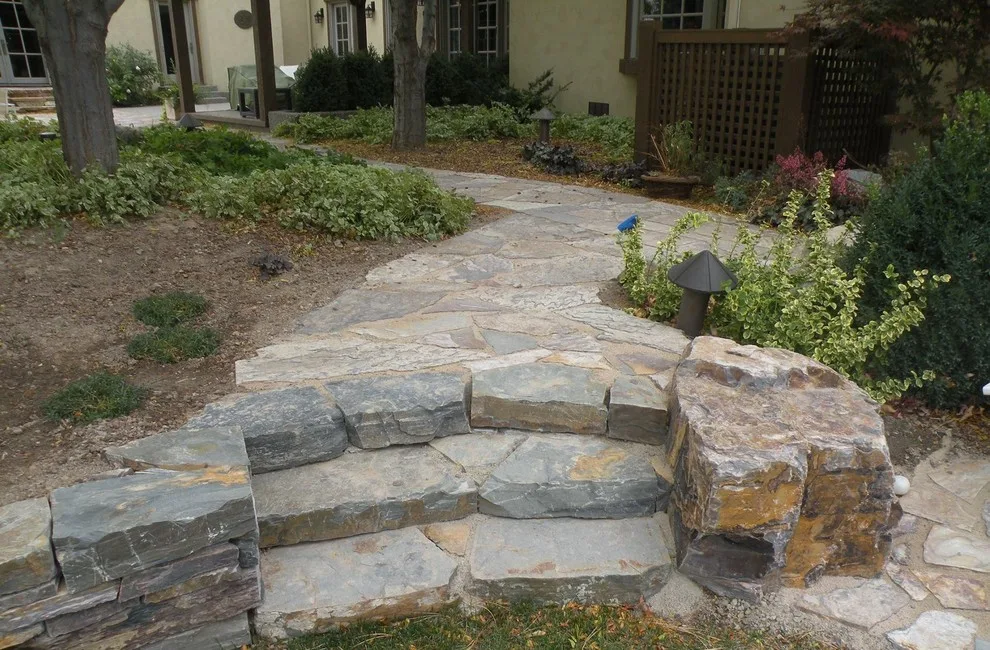 A Greener Season Landscaping - Photo 8
