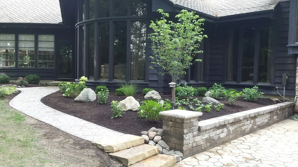 Lawnscape Lawn Maintenance - Photo 7