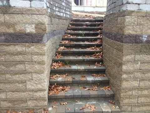 Lawnscape Lawn Maintenance - Photo 11