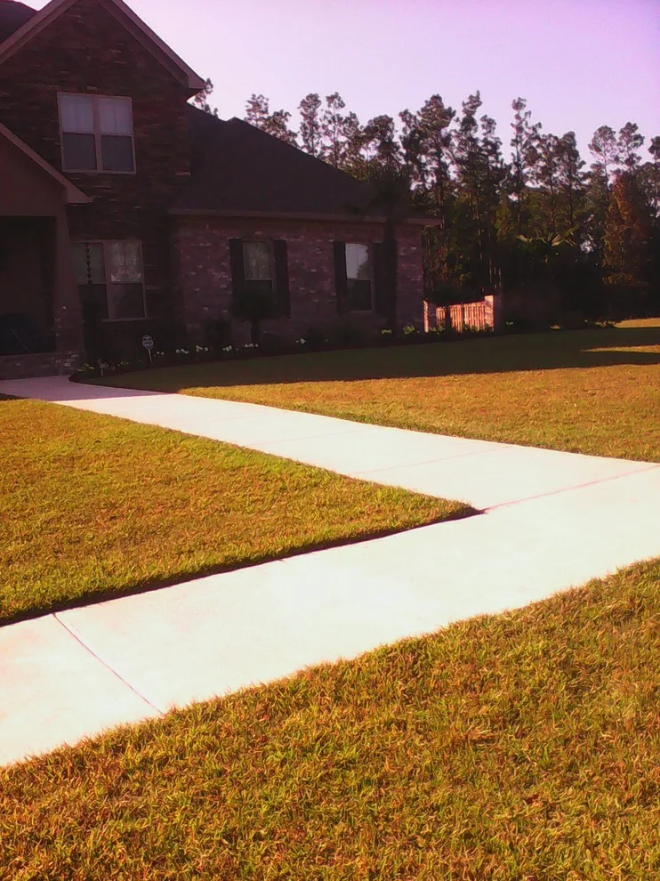 Michael E Jones Landscaping&Irrigation - Photo 7