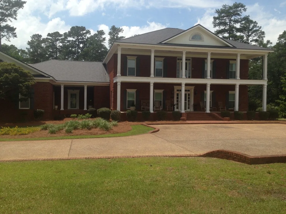 Michael E Jones Landscaping&Irrigation - Photo 2