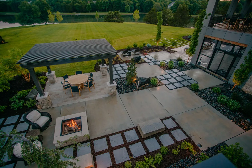 Columbia MO Modern Large Scale by Rost, Inc. - Photo 5