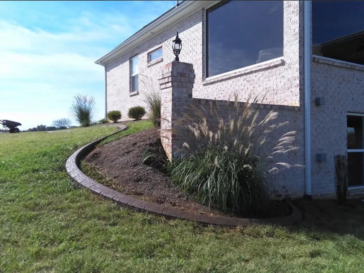 The Curbing Edge - Photo 3