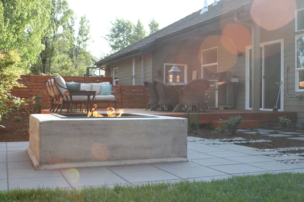 Contemporary Entertaining in North Eugene by Graham Landscape And Design - Photo 2