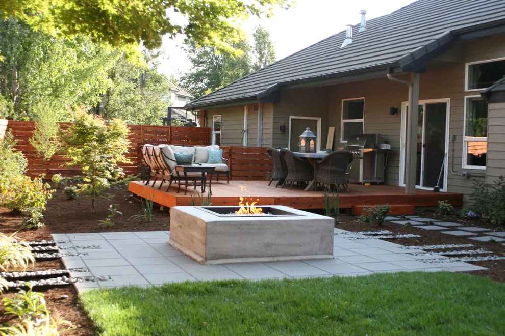 Contemporary Entertaining in North Eugene by Graham Landscape And Design - Photo 5