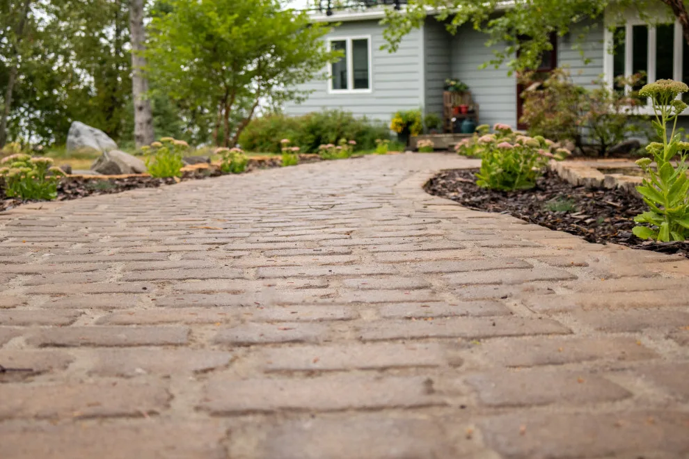 Outdoor Spaces by CHS Superior Landscaping - Photo 6