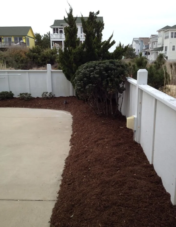 Green Gator Lawn Care - Photo 4