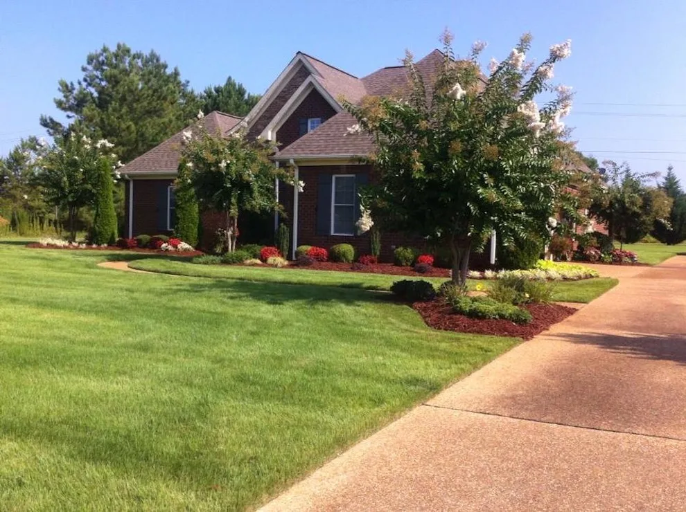 AAA Lawn Care, LLC - Photo 4