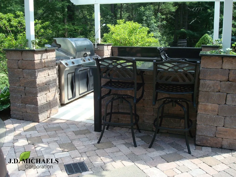 Alfresco Cooking and Beverage Area by JD Michaels Landscape - Photo 4