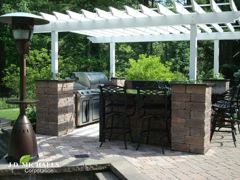 Alfresco Cooking and Beverage Area by JD Michaels Landscape - Photo 3