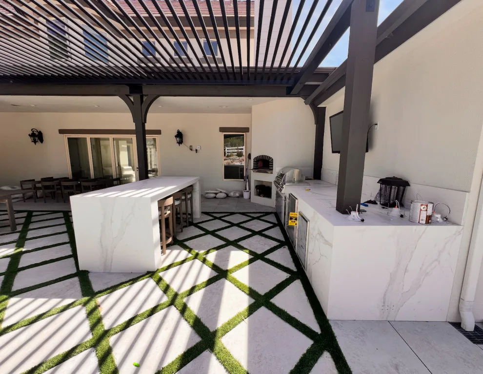 Alfresco Culinary Spaces by 2 Crazy Gardeners Landscaping - Photo 5