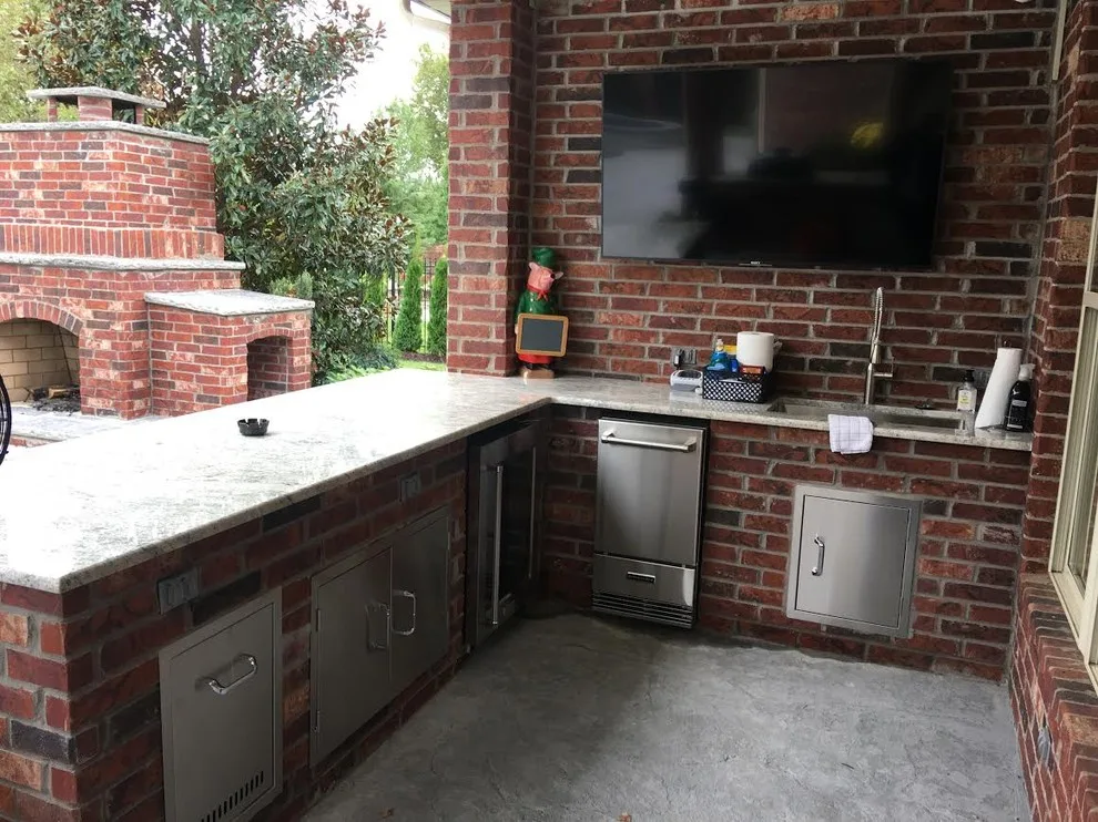 Exterior Living Spaces by O.A.K. Homes - Photo 5