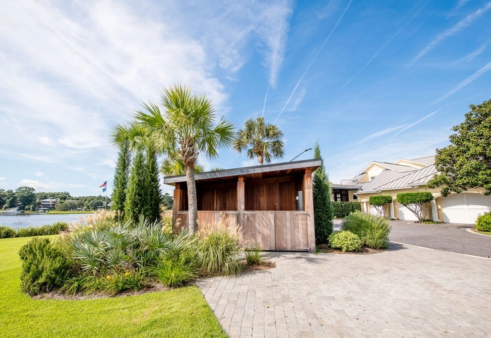 Coastal Contemporary by Carolina Landscape, Inc. - Photo 9