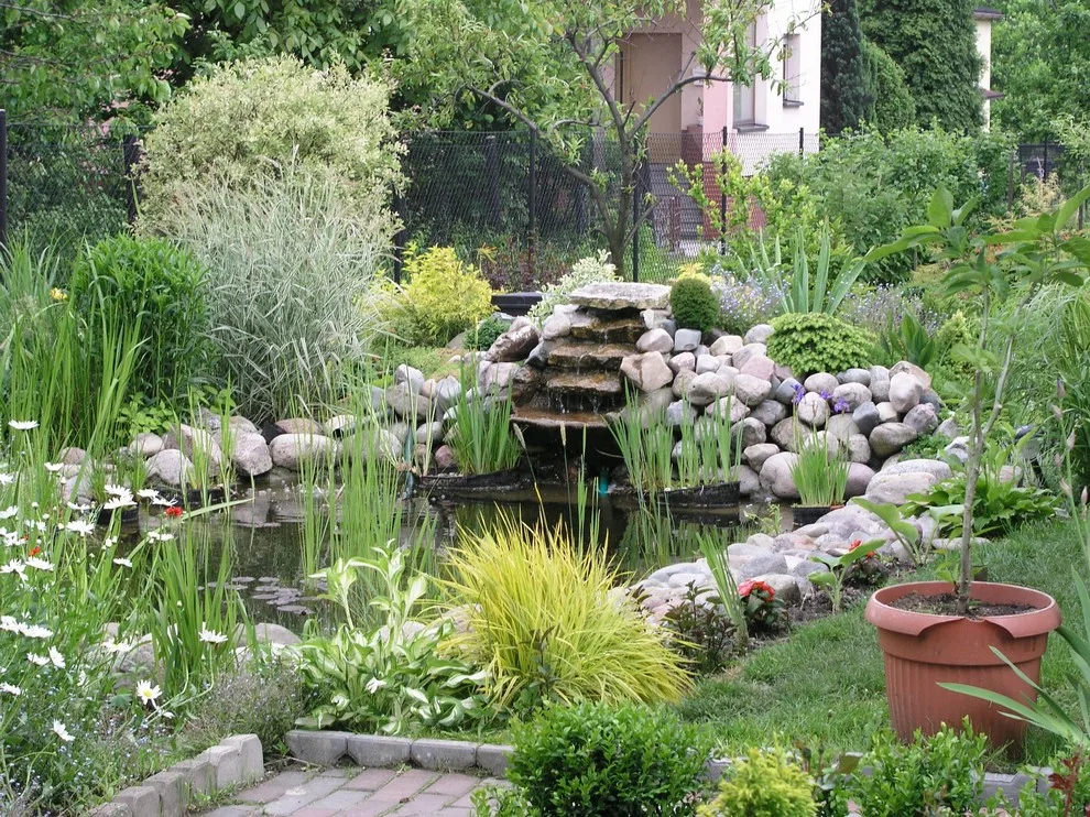 Bespoke Water Installations by R&D Lawn Care And Landscaping - Photo 3