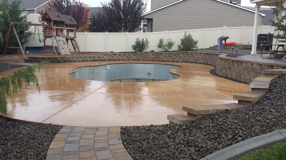 Pool Garden Design by Musser Landscaping - Photo 2
