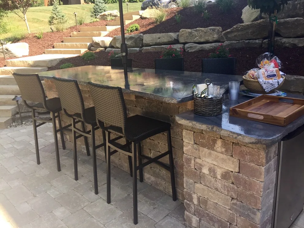 Outdoor Oasis: Pool, Patio, Fire Pit, and Bar by Blue Fox Landscape Design Inc - Photo 4