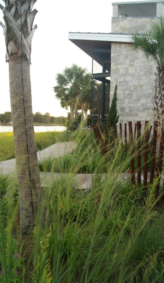 Coastal Contemporary by Carolina Landscape, Inc. - Photo 8