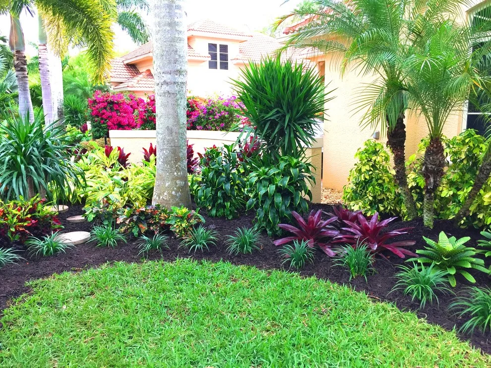 Priem Residence - Naples, FL by Photoscape Landscape And Design - Photo 4