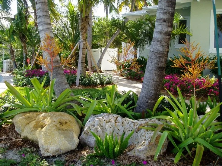 Home Installation Showcase by Photoscape Landscape And Design - Photo 4