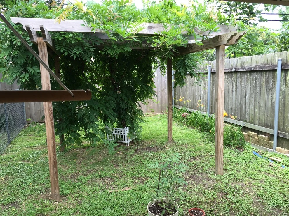 Arbor in the Corner by Greenman Dan, Inc. - Photo 8