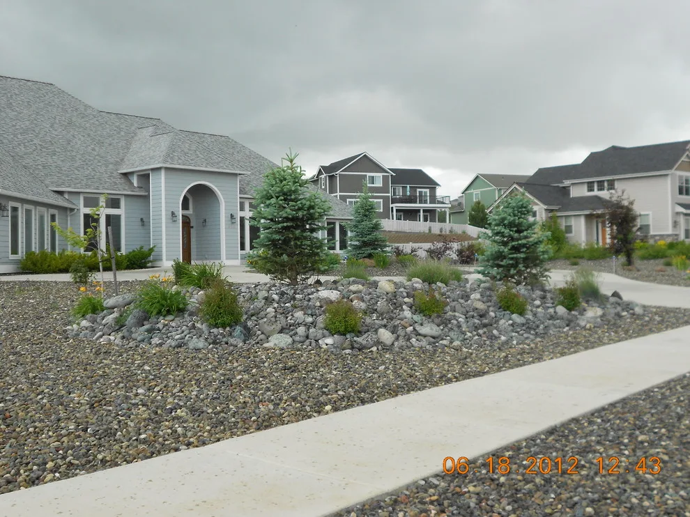 Lewiston/moscow Landscaping INC. - Photo 3