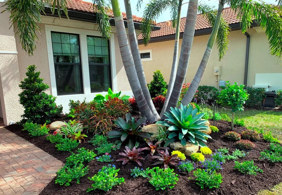 Schmidt Residence by Photoscape Landscape And Design - Photo 11