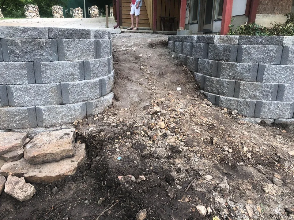 R&D Lawn Care And Landscaping - Photo 3