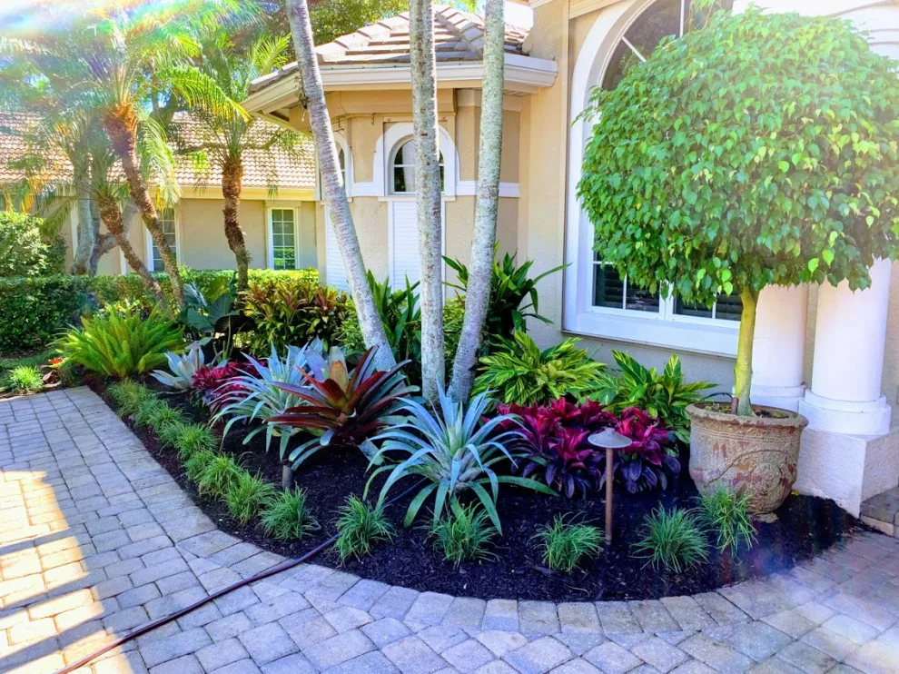 Pelican Marsh Residence - Naples by Photoscape Landscape And Design - Photo 4