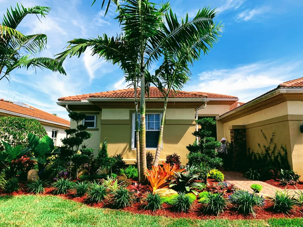 Bellagio Home by Tredup by Photoscape Landscape And Design - Photo 11