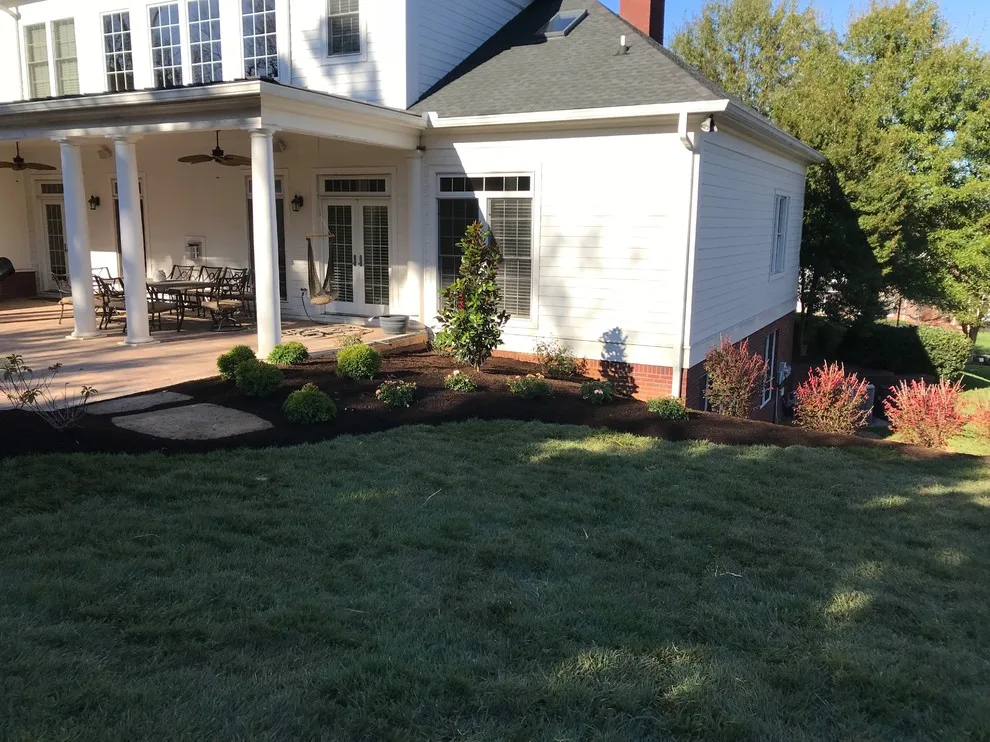 Eclipse Land Management - Photo 2