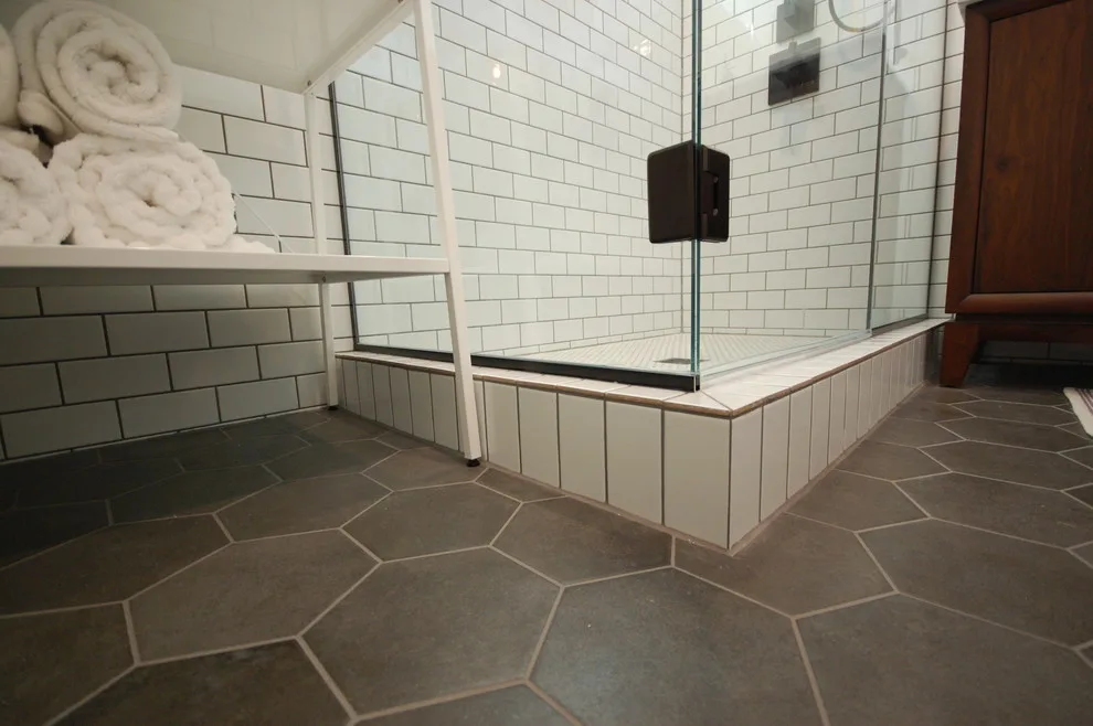Marasco Restroom by Sweetwater Contracting - Photo 2